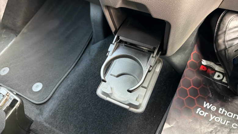 Ford Transit Custom 300 L2 Diesel Fwd 2.0 EcoBlue 130ps Low Roof D/Cab Limited Van